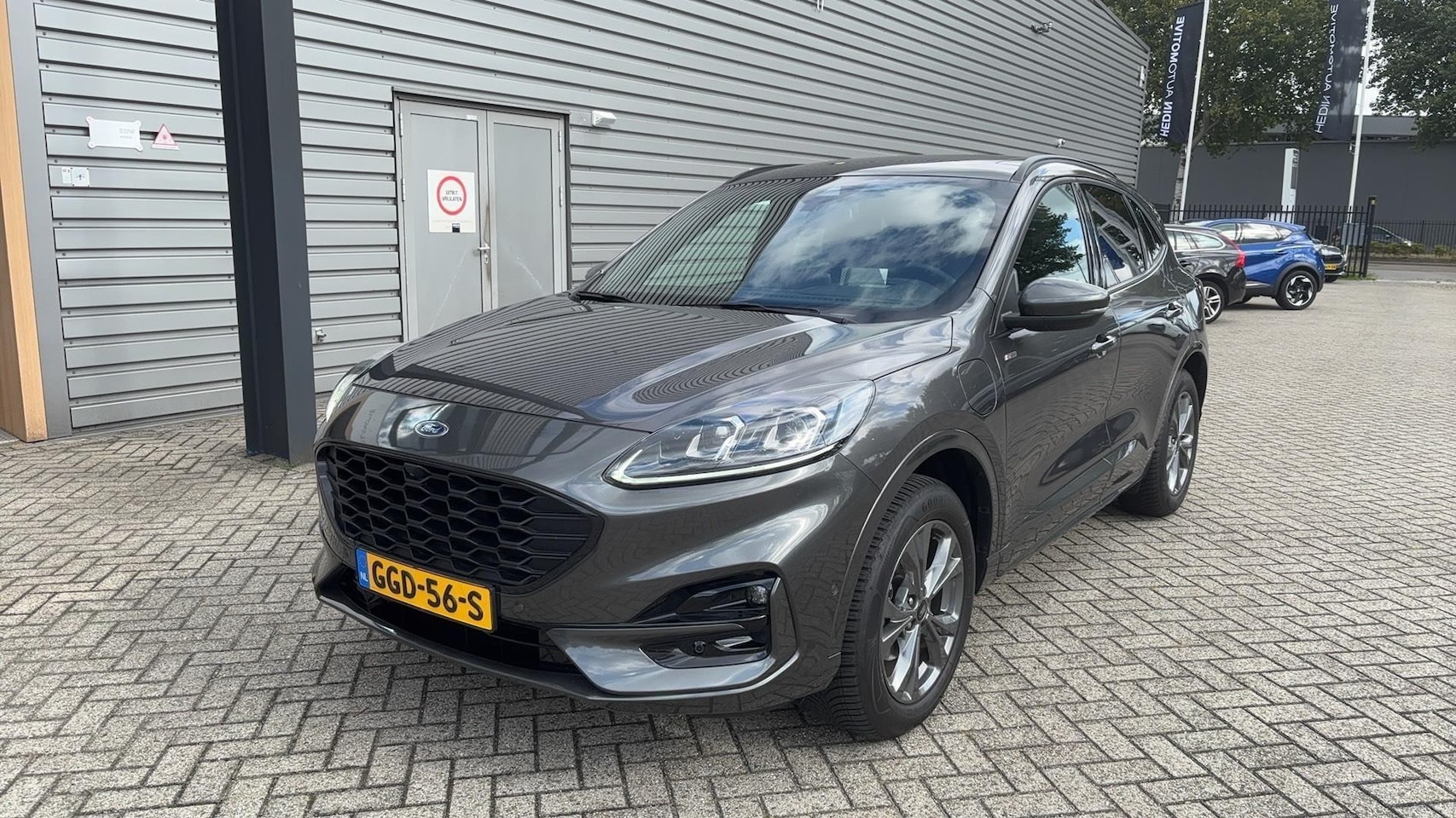 Ford Kuga - 2.5 PHEV ST-Line Winter pack | Driver ass pack | Trekhaak | Panorama dak - AutoWereld.nl