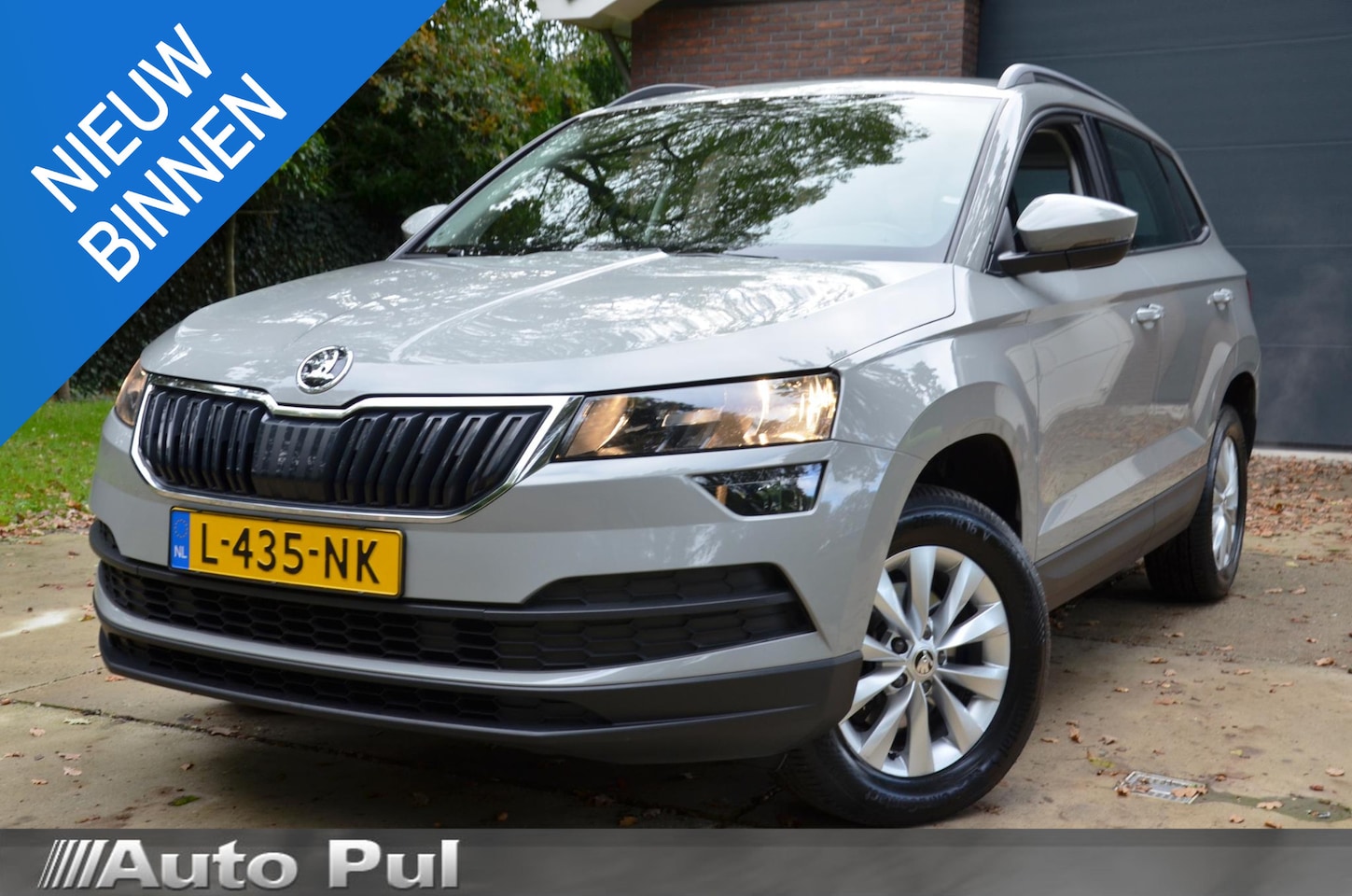 Skoda Karoq - 1.5 TSI ACT Business Edition Automaat/Ecc/Pdc/Apple Carplay/Android Auto/lichtmetalen velg - AutoWereld.nl