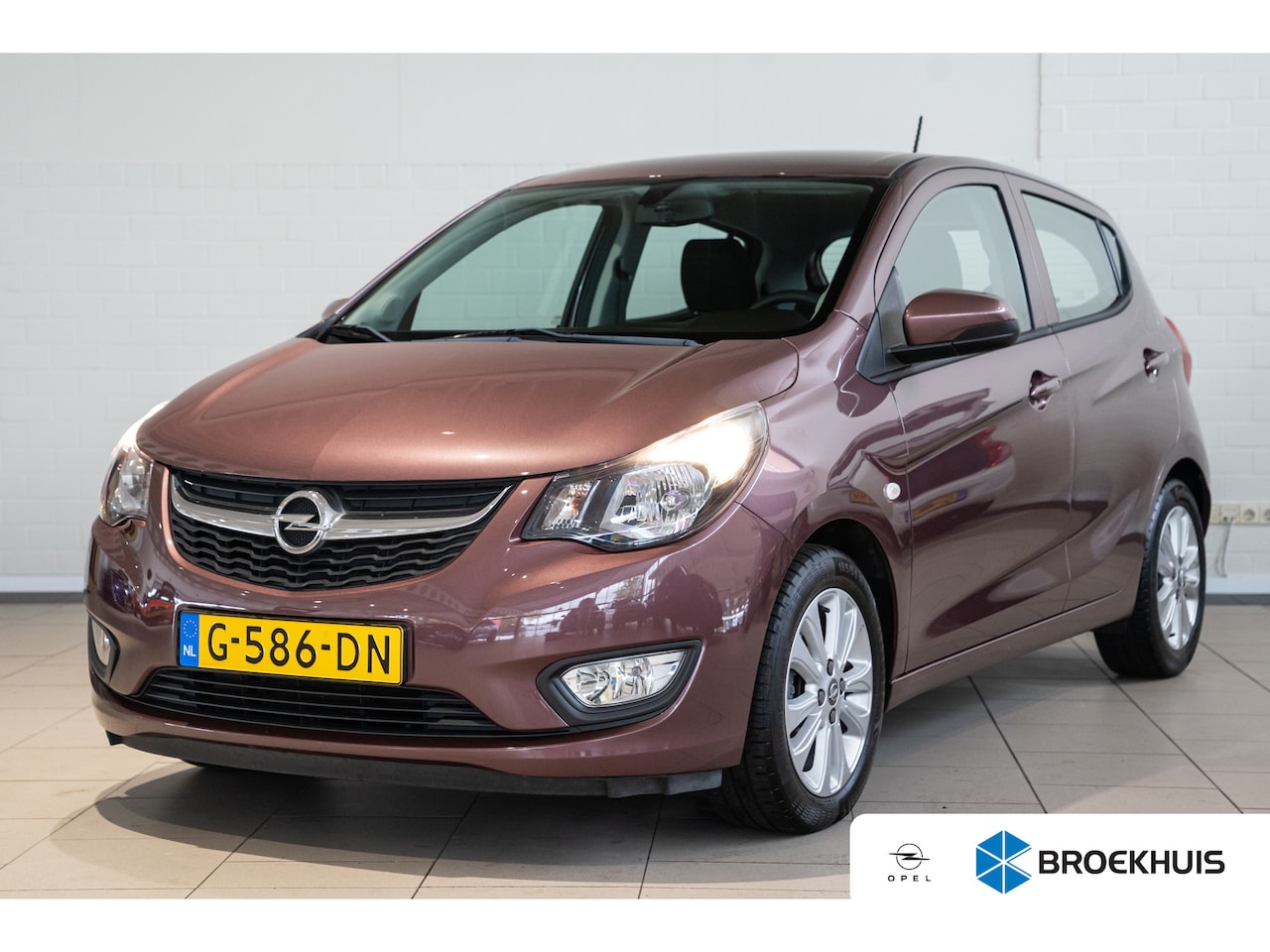 Opel Karl - 1.0 ecoFLEX 120 Jaar Edition | Parkeersensoren | Lichtmetalen velgen | Bluetooth | USB | C - AutoWereld.nl