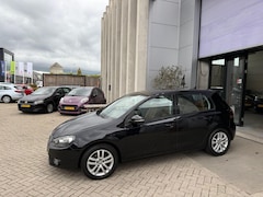 Volkswagen Golf - 1.4 TSI Highline LEER NAVI CRUISE NAP INRUIL MOGELIJK