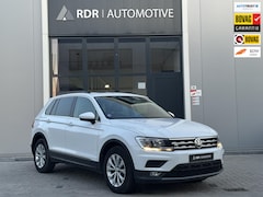 Volkswagen Tiguan - 1.4 TSI | ACT | Leer | Pano | Trekhaak | Carplay | Camera