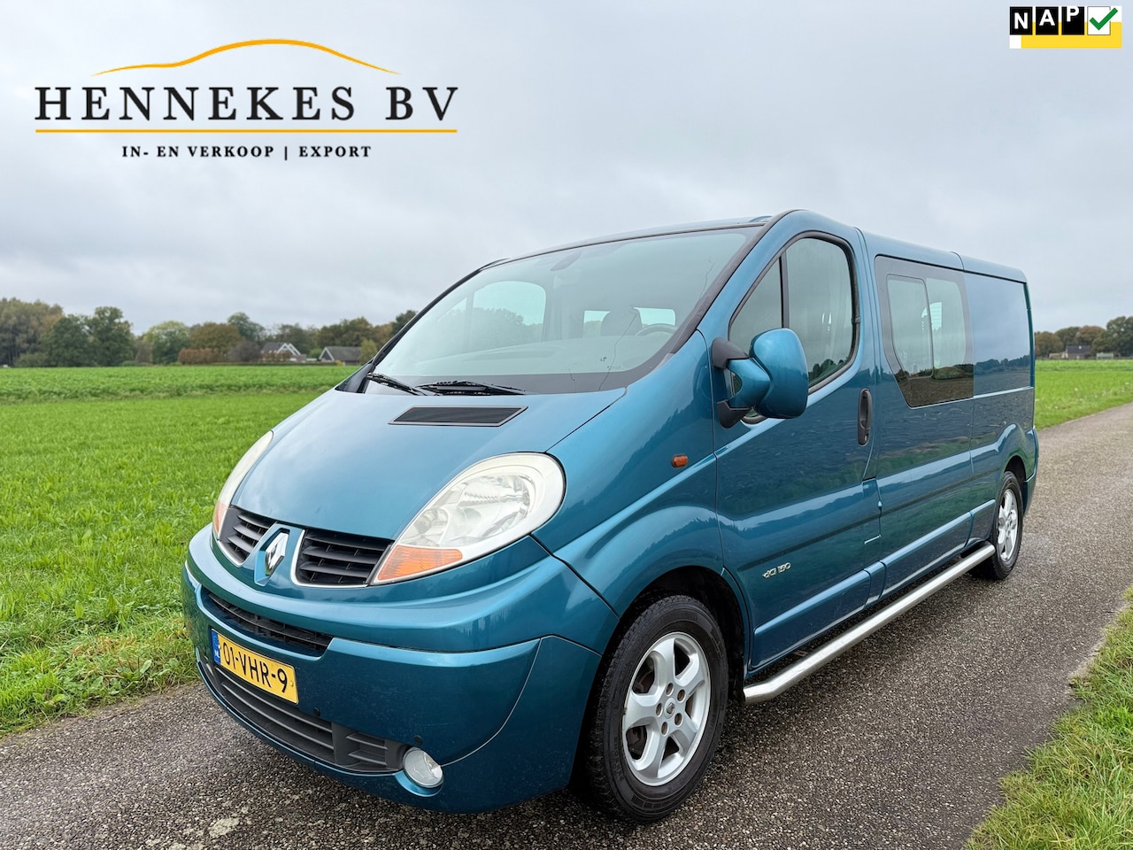 Renault Trafic - 2.5 dCi T29 L2H1 DC Automaat rolstoelbus- Invalide bus - AutoWereld.nl