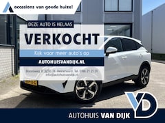Nissan Qashqai - 1.3 MHEV Business Design | Navi/Adapt.Cruise/Clima/Stoel&Stuur&Voorruitverw./Apple CarPlay
