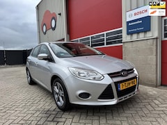 Ford Focus - 1.0 EcoBoost Edition, Airconditioning, Cruise control, Bluetooth, LM velgen, PDC, Boekjes