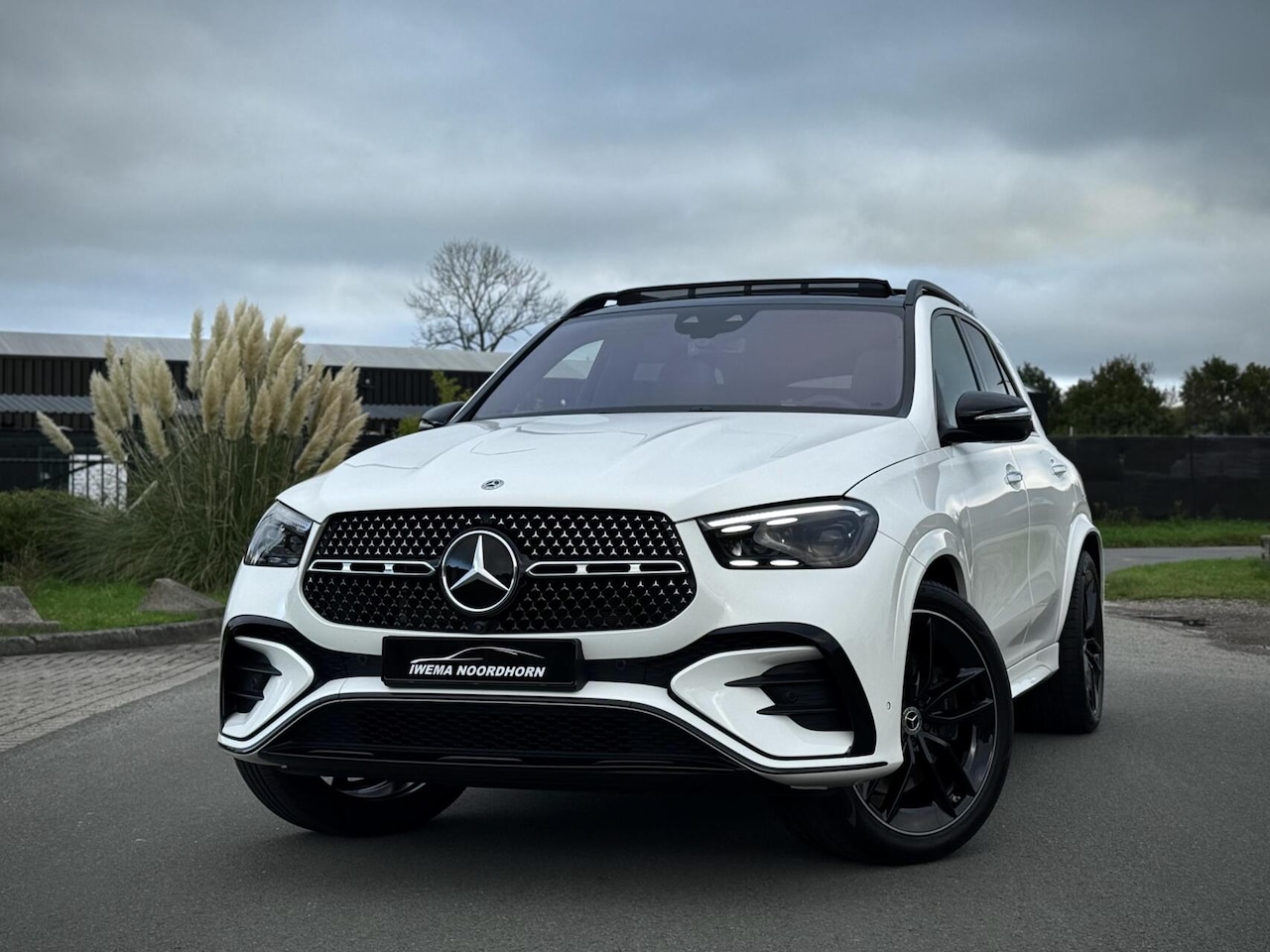 Mercedes-Benz GLE-Klasse - 400 e 4MATIC AMG Panoramadak|Burmester®|Camera 360°|Keyless|Head-up|Luchtvering|Stuurverw. - AutoWereld.nl