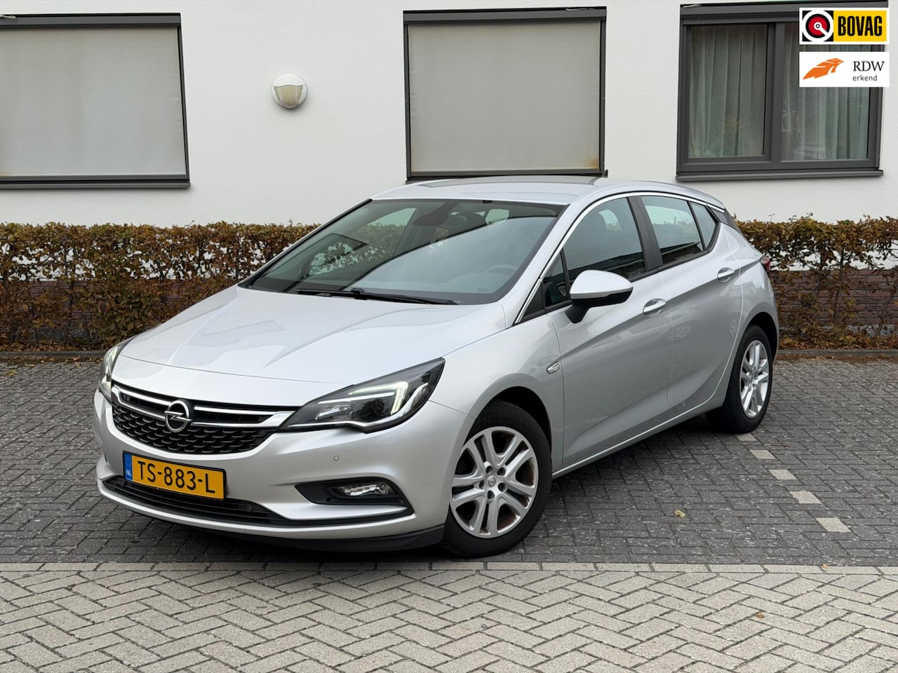 Opel Astra - 1.6 CDTI Business+ APK NAVI 5-Deurs - AutoWereld.nl