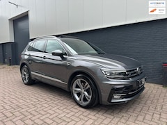 Volkswagen Tiguan - 1.5 TSI 2019 3X R-LINE PANO VIRTUAL KEYLESS