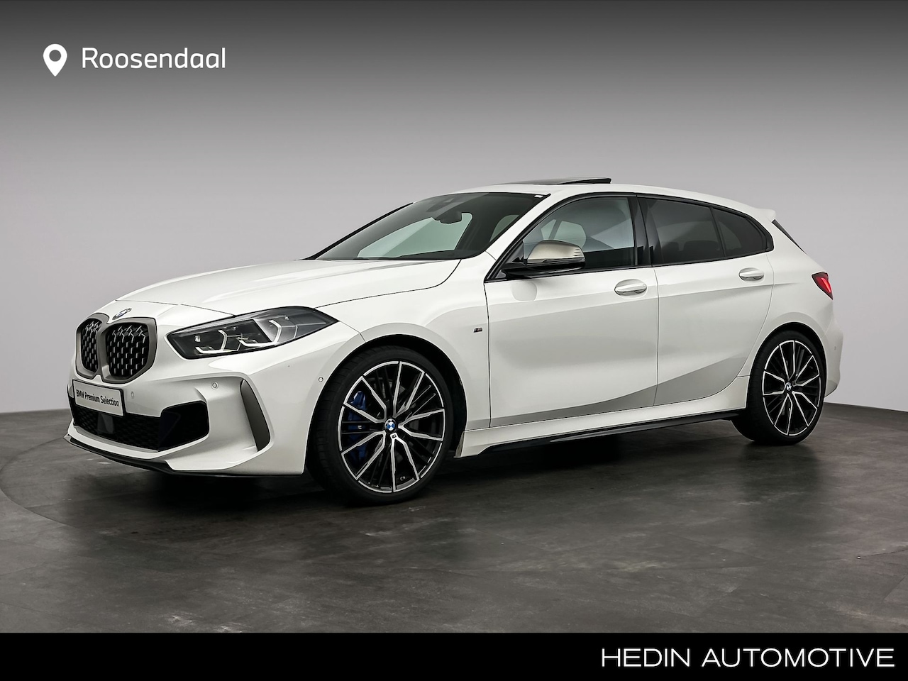 BMW 1-serie - M135i xDrive Business Edition | Head Up Display | Open dak | Comfort Access | Hi-Fi | 19" - AutoWereld.nl