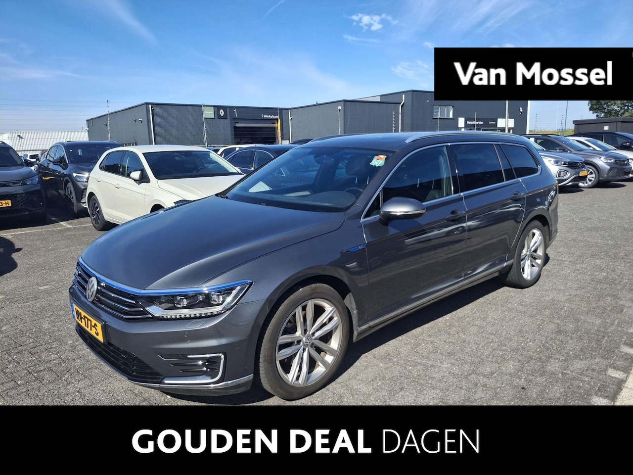 Volkswagen Passat Variant - 1.4 TSI GTE Highline | Adaptive cruise controle | Alcantara bekleding | Parkeersensoren vo - AutoWereld.nl