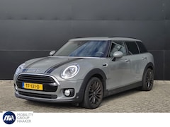 MINI Clubman - 1.5 Cooper Business Edition | Navigatie | Parkeersensoren | Cruise Control