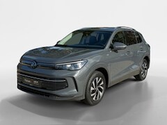 Volkswagen Tiguan - 1.5 eTSI Life Edition I Carplay I Camera I Keyless