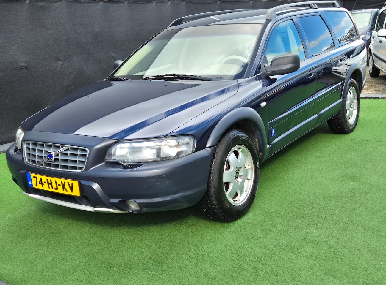 Volvo XC70 - Cross Country 2.4 T Ocean Race NAP! - AutoWereld.nl