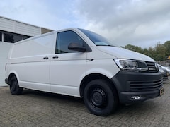 Volkswagen Transporter - 2.0 TDI L2H1 102PK EURO6 3P NWE APK Airco Trekhaak Cruise control