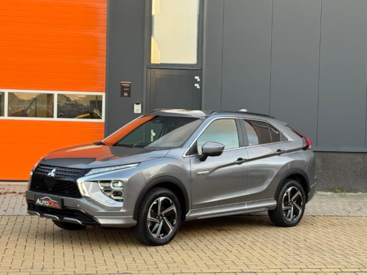Mitsubishi Eclipse Cross - 2.4 PHEV Executive 2.4 PHEV Executive - AutoWereld.nl