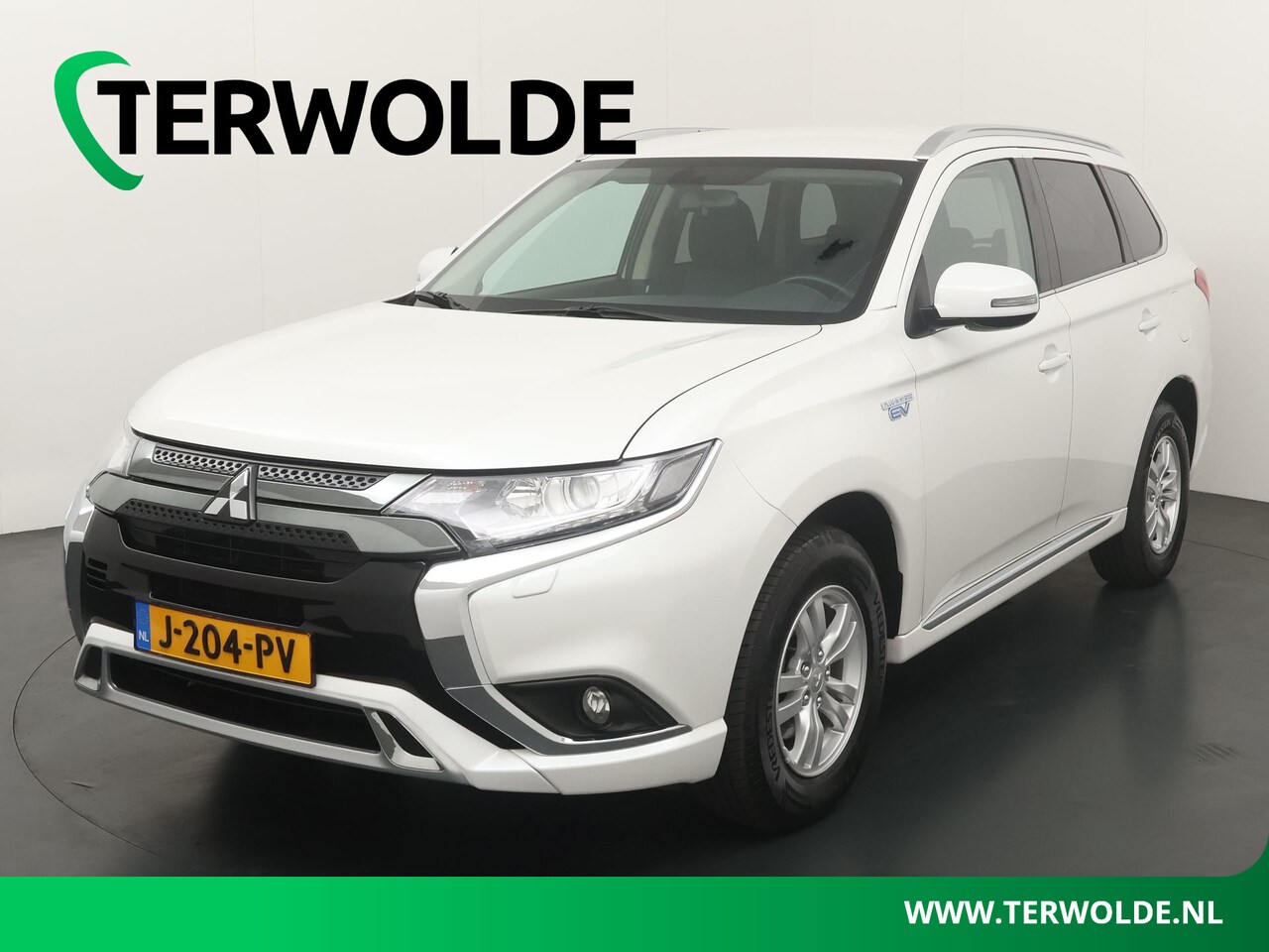 Mitsubishi Outlander - 2.4 PHEV Pure | Automaat | Trekhaak | - AutoWereld.nl