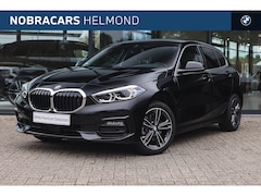 BMW 1-serie - 118i Sport Line Automaat / Sportstoelen / LED / Live Cockpit Professional / Cruise Control