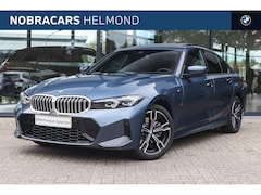 BMW 3-serie - 330e M Sport Automaat / Schuif-kanteldak / Trekhaak / Sportstoelen / Achteruitrijcamera /