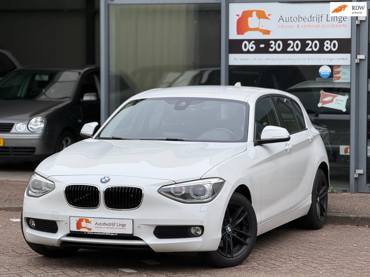 BMW 1-serie - 116i High Executive 136 PK| Climate | Cruise | Navigatie - AutoWereld.nl