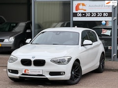 BMW 1-serie - 116i High Executive 136 PK| Climate | Cruise | Navigatie