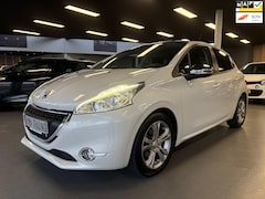 Peugeot 208 - 1.2 PureTech Style Pack Plus