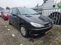 Peugeot 206 - 1.4 X-Design 5-deurs *apk:10-2026