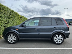 Ford Fusion - 1.6-16V Futura