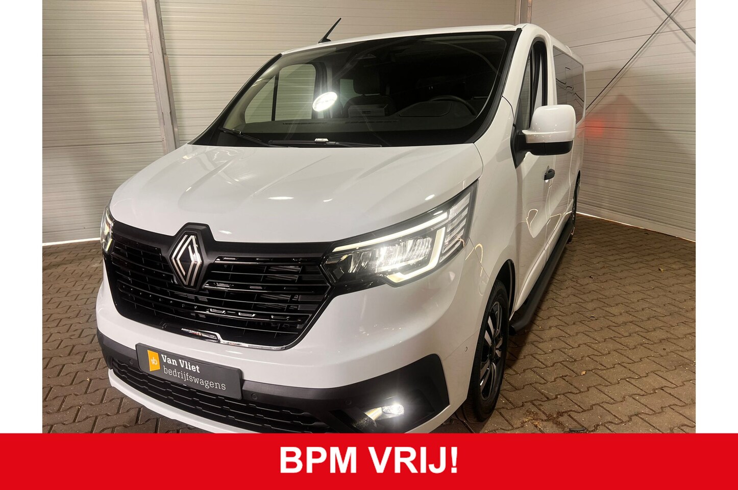Renault Trafic - 2.0 Blue dCi EDC 170 T29 L2H1 Extra DC VVB387 BPM vrij! Benut nu nog uw voordeel! - AutoWereld.nl