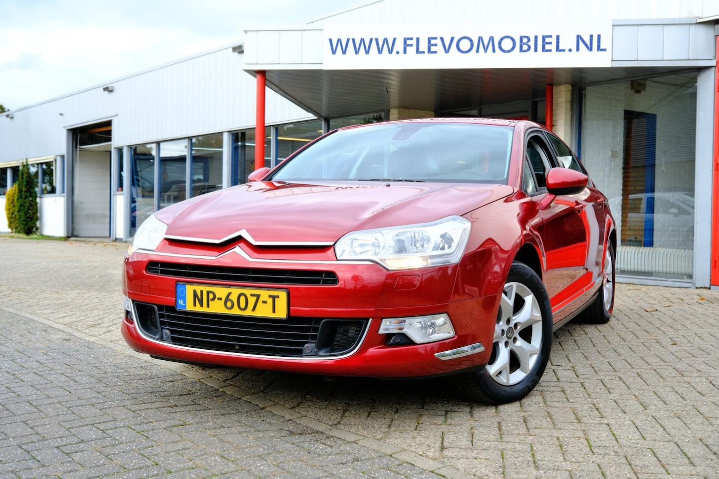 Citroën C5 - 1.8 16V Business Navi|Half Leder|Clima|LMV|PDC - AutoWereld.nl