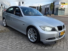 BMW 3-serie - 318i Dynamic Executive APK 1 jaar