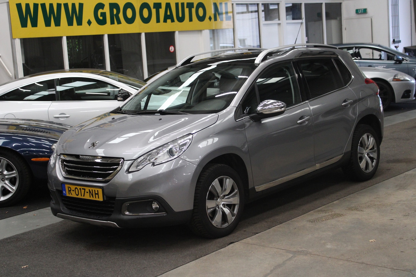 Peugeot 2008 - 1.6 VTi Allure Automaat Airco, Cruise Control, Stuurbekrachtiging - AutoWereld.nl