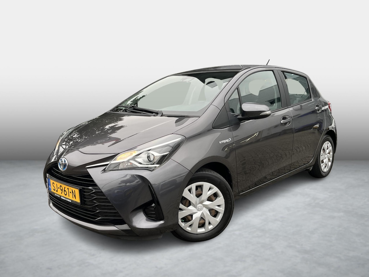 Toyota Yaris - 1.5 Hybrid Aspiration 1.5 Hybrid Aspiration - AutoWereld.nl