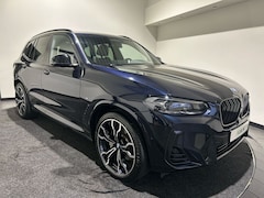 BMW iX3 - High Executive 80 kWh | Panoramadak | Lederen bekleding | HUD | 21 inch Velgen | Sportstoe