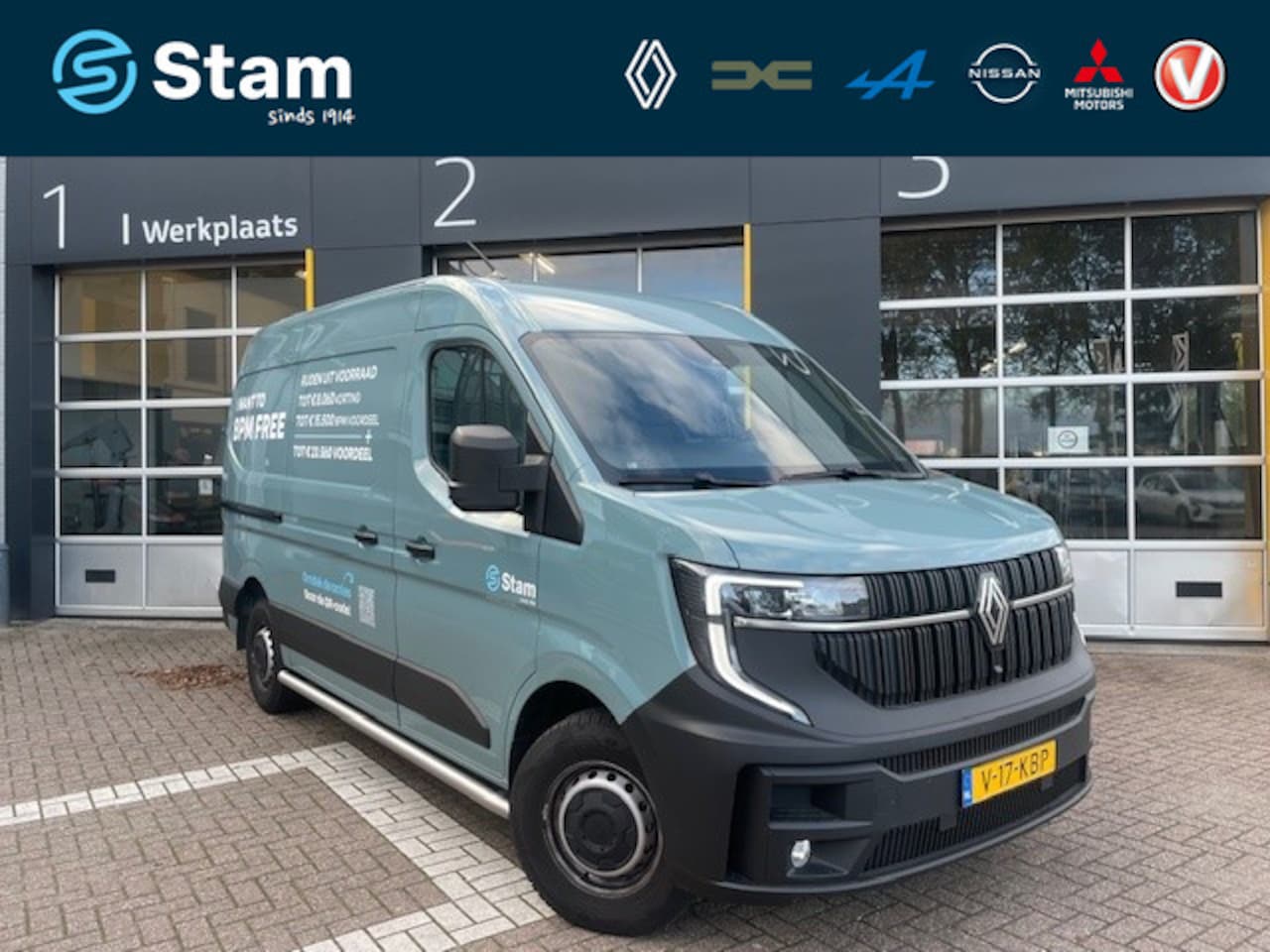 Renault Master - T35 2.0 dCi 130 L2H2 Advance Camera | Carplay | Houten laadvloer - AutoWereld.nl