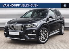 BMW X1 - sDrive20i High Executive xLine Automaat / Trekhaak / Achteruitrijcamera / Sportstoelen / H