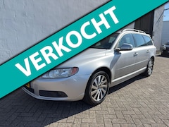 Volvo V70 - 2.5T Momentum Automaat - Trekhaak