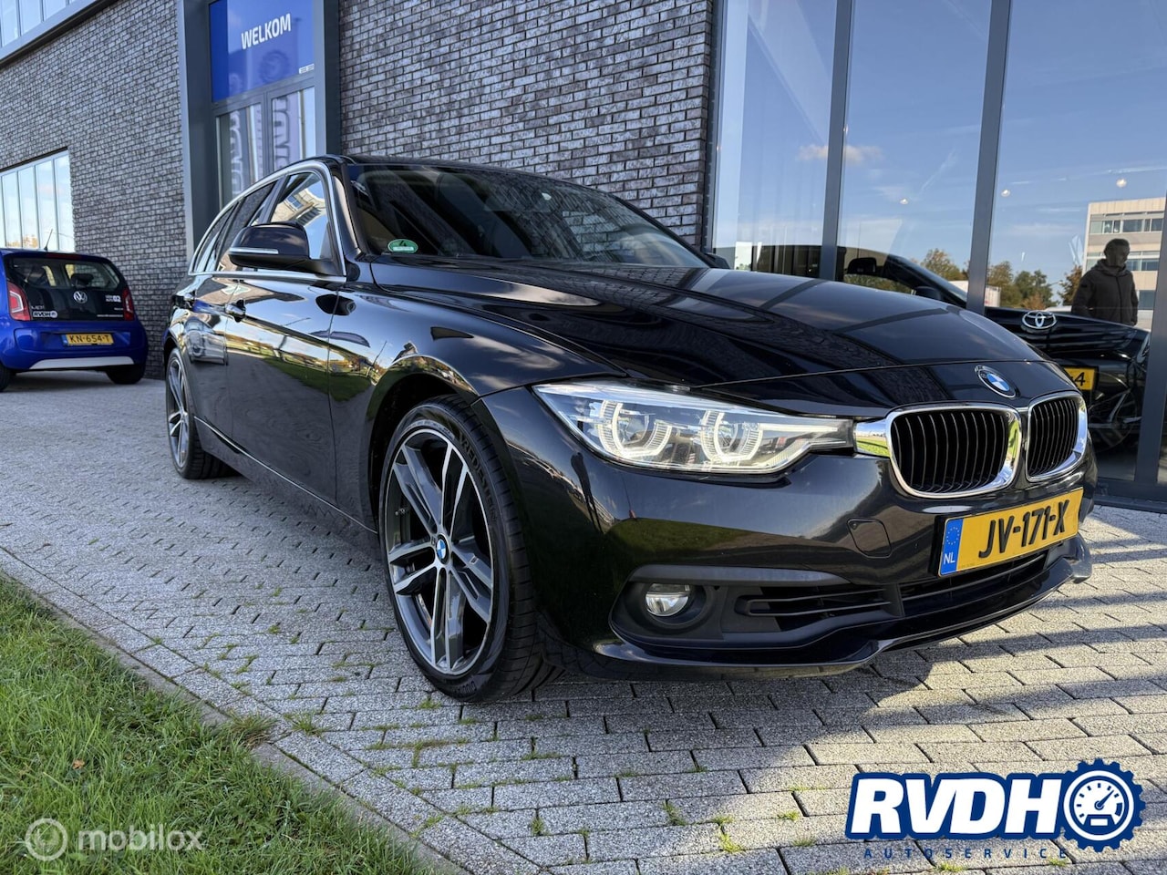 BMW 3-serie Touring - 318i Centennial High Executive 318i Centennial High Executive - AutoWereld.nl
