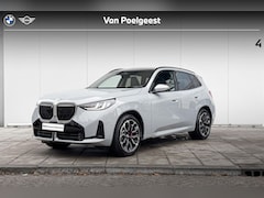 BMW X3 - 30e xDrive M-Sport Pro / Panorama dak / Head Up Display / Parking Prof / Driving Plus / Ha