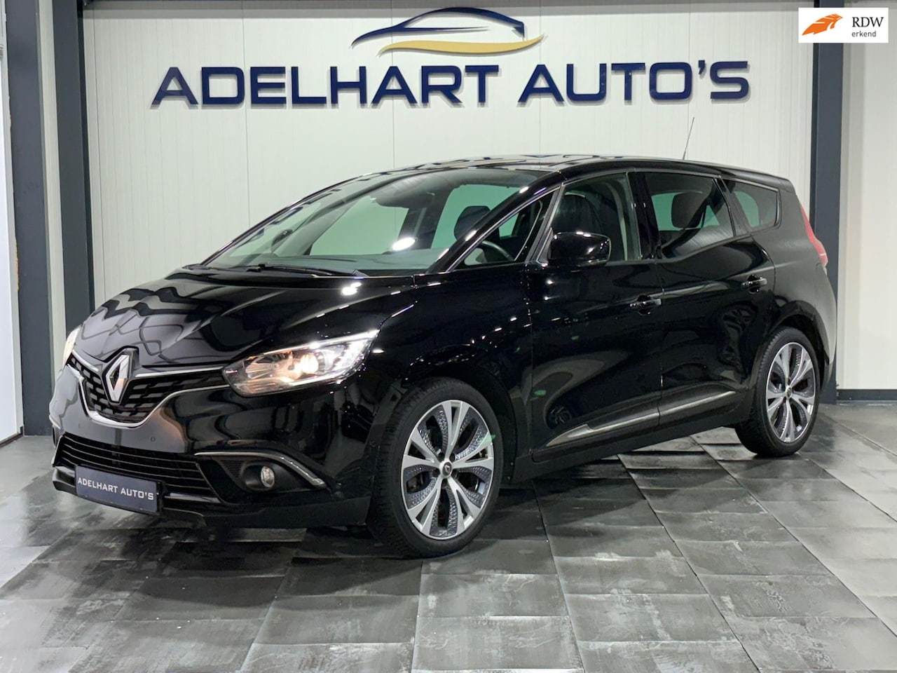 Renault Grand Scénic - 1.3 TCe Bose 7pers. / Navigatie full map / Cruise control / Lederen interieur . - AutoWereld.nl
