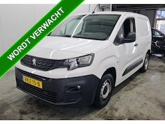 Peugeot Partner - 1.2 Benzine 111PK Euro6 * Distributie bij 43Dkm. vervangen * / Premium / Airco / Navigatie