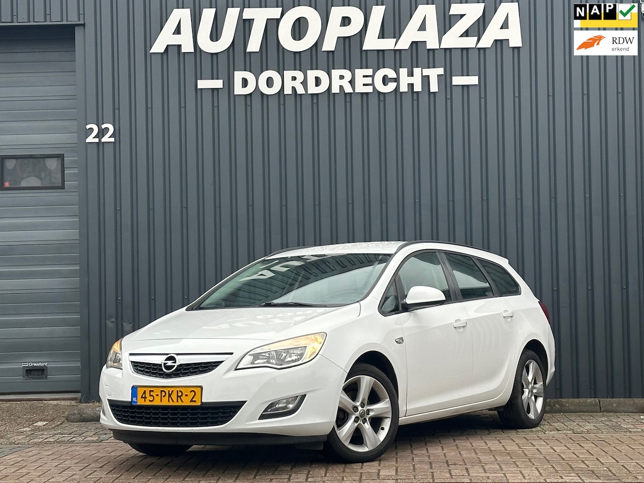 Opel Astra Sports Tourer - 1.4 Turbo Edition 1.4 Turbo Edition - AutoWereld.nl