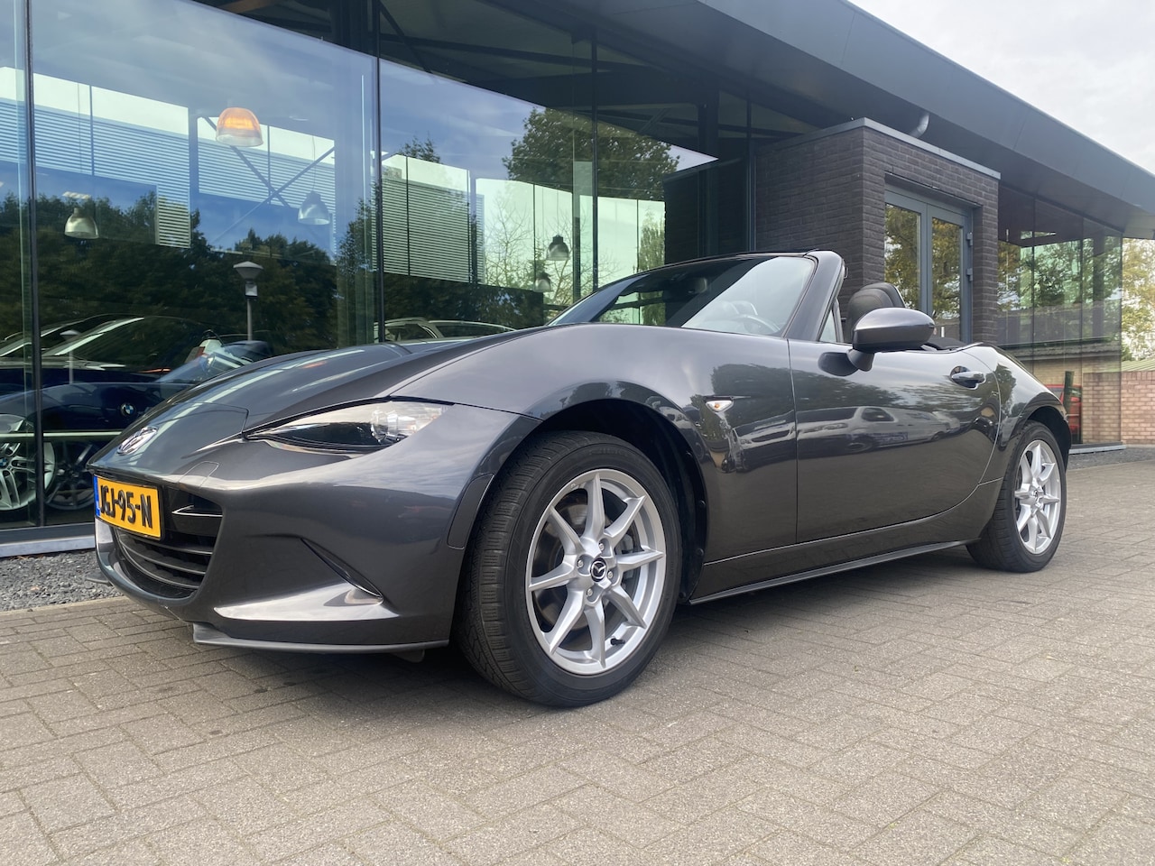 Mazda MX-5 Roadster Coupé - Cabriolet 2.0 SkyActive-G GT-M - AutoWereld.nl
