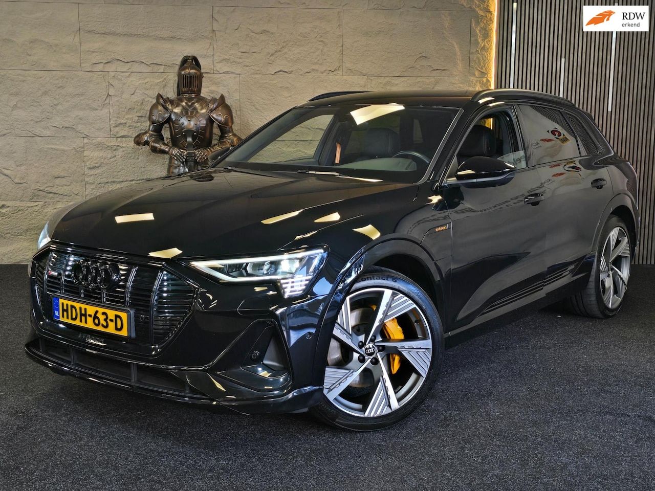 Audi e-tron - E-tron 50 quattro Launch Black edition Vorsprung 71 kWh|GARANTIE|360 CAM - AutoWereld.nl