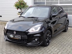 Suzuki Swift - 1.4 Sport 140 PK , Navi Camera, Cruise control, Climate control, etc, etc