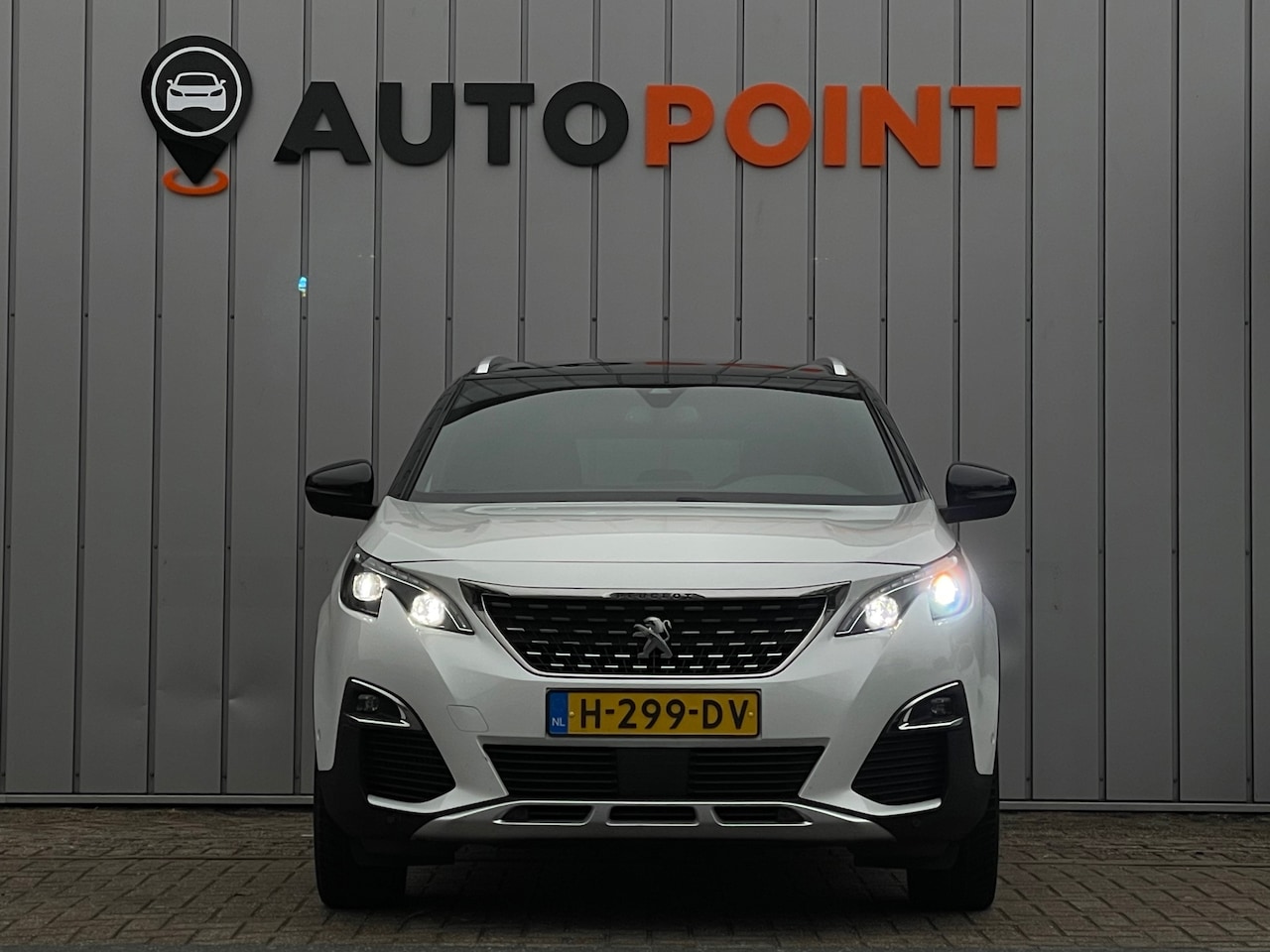 Peugeot 5008 - 1.2 PureTech GT-Line AUTOMAAT TREKHAAK - AutoWereld.nl