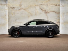 Porsche Macan - 4S, 22", Offroad Design, 4W-best., pano, HUD, InnoDrive, luchtv., tr.haak, Bose, surround