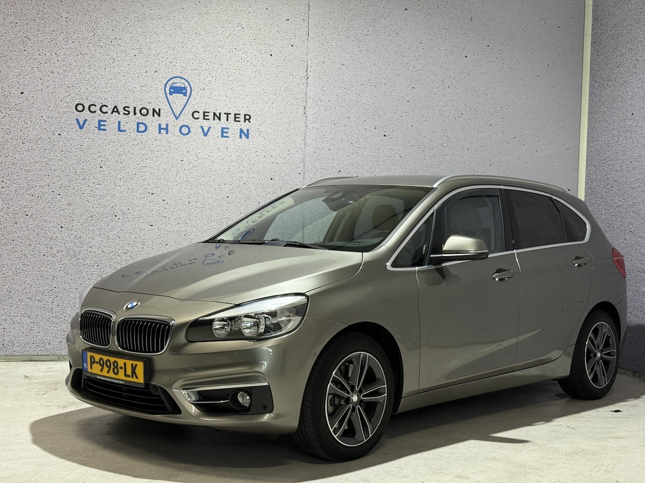 BMW 2-serie Active Tourer - 225i xDrive High Executive // LEDER // NAVI // LUXURY // - AutoWereld.nl