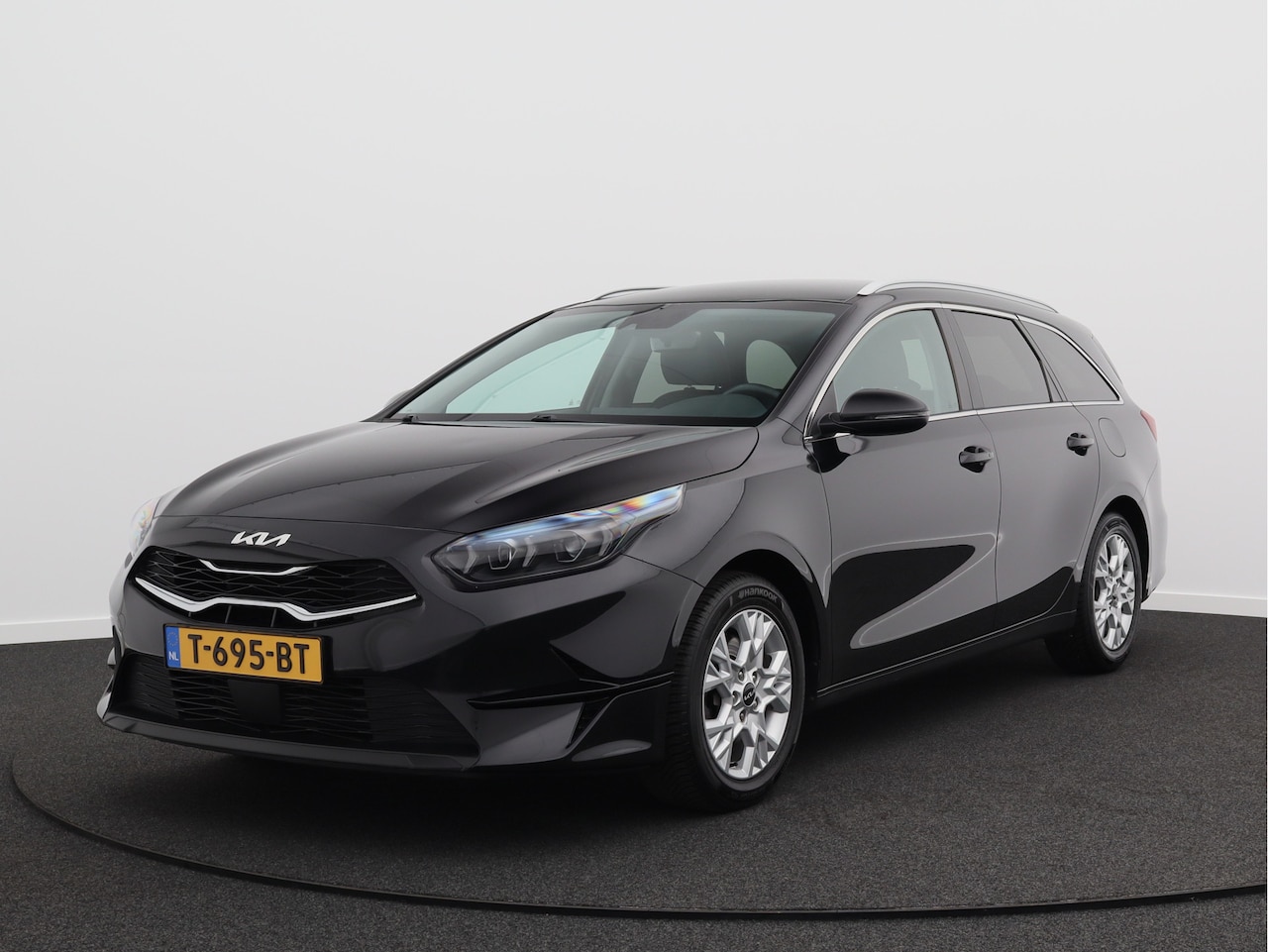 Kia Cee'd Sportswagon - Ceed 1.5 T-GDi DynamicPlusLine/ automaat/ lage km! - AutoWereld.nl