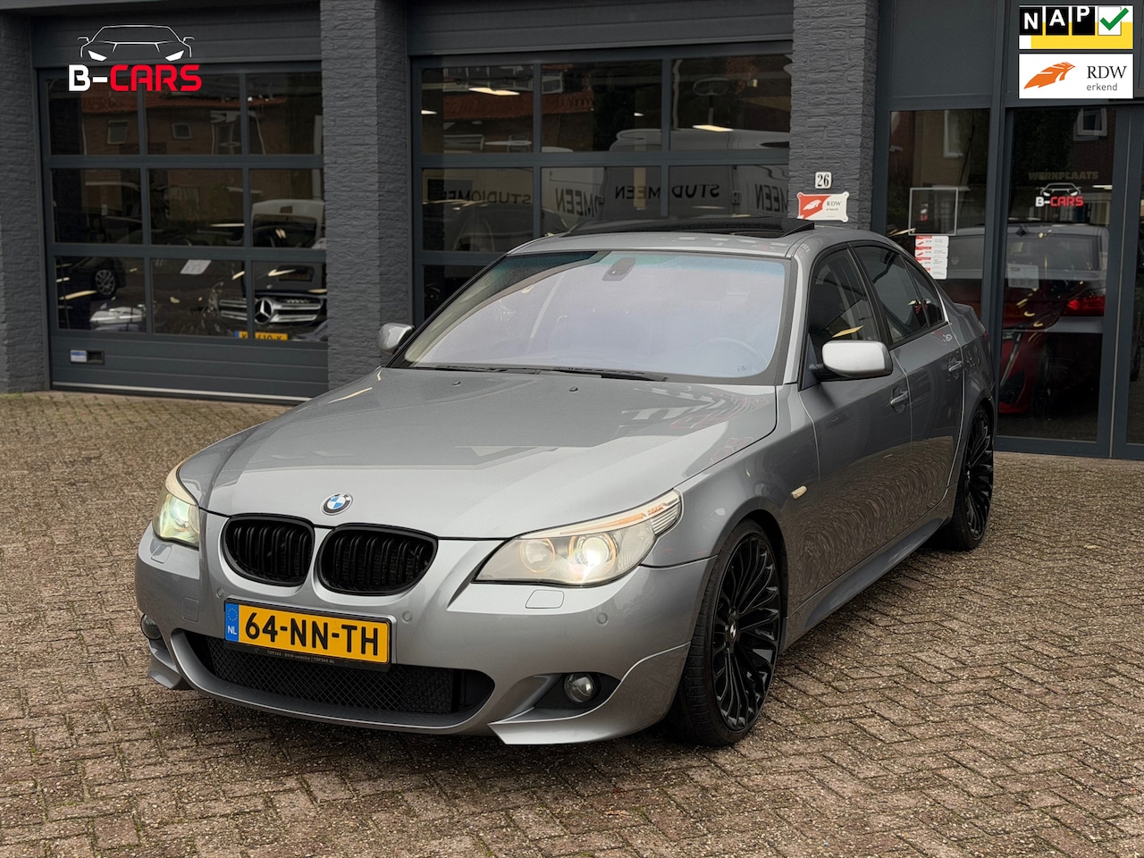 BMW 5-serie - 545i Executive M Pakket|Xenon|Leer|Stoelvw|Pano|Nap|Memmorystoel - AutoWereld.nl