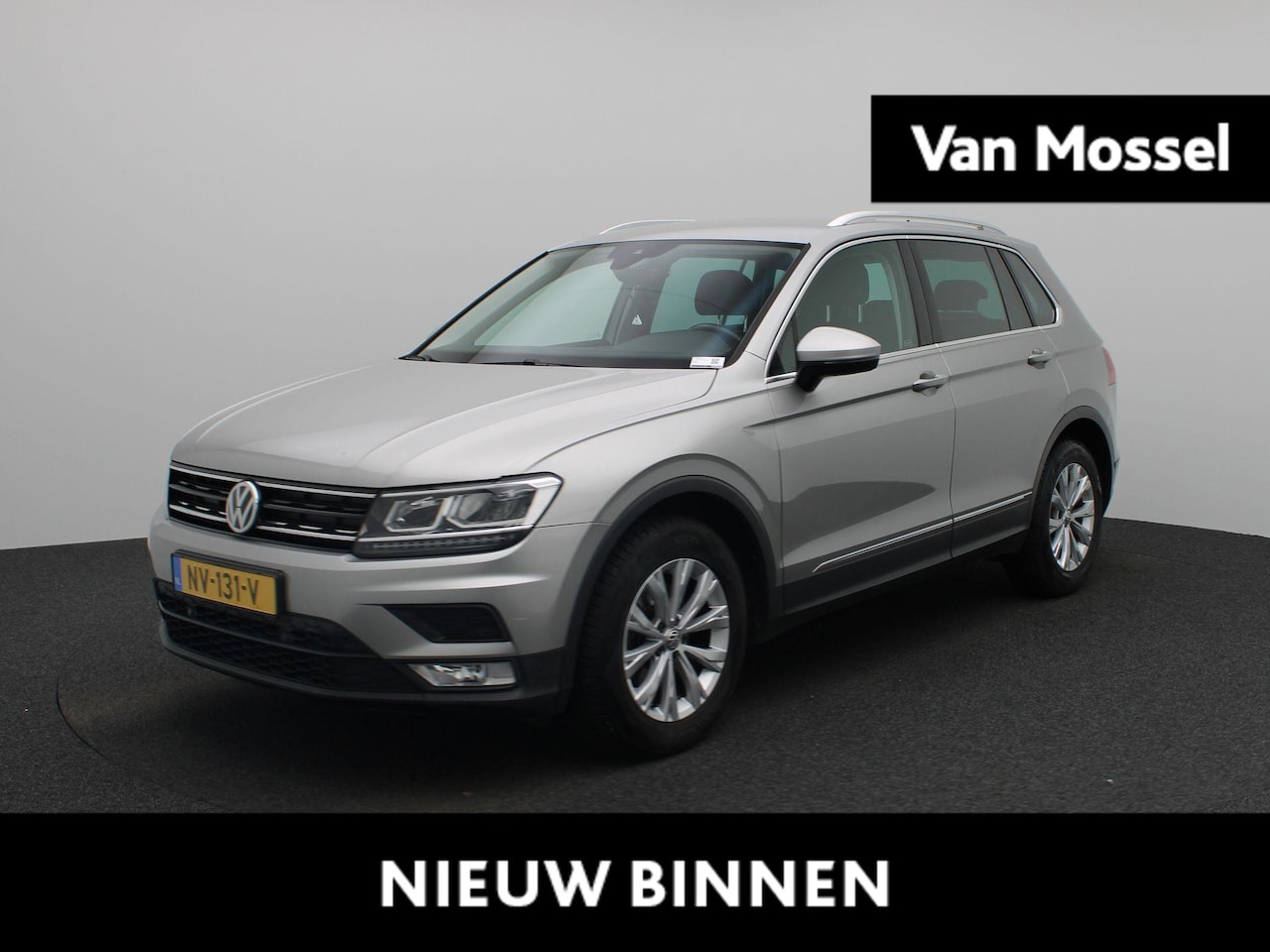 Volkswagen Tiguan - 1.4 TSI Connected Series | Climate Control | Apple Carplay / Android Auto | Parkeersensore - AutoWereld.nl