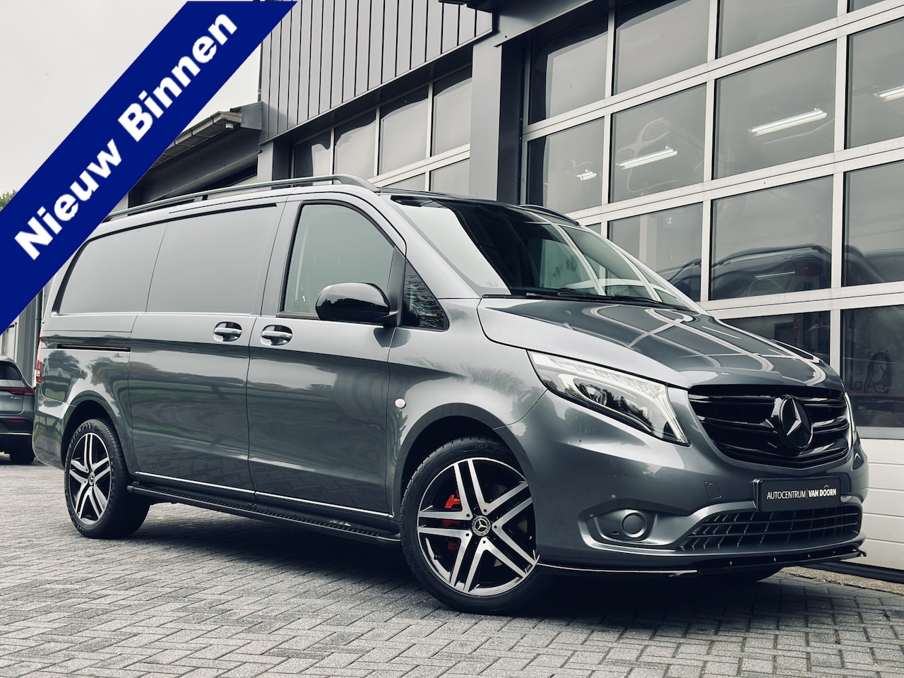 Mercedes-Benz Vito - 119 CDI Automaat | Lang | Black Edition | LED | Camera | Leer | Climate Contr | Stoelverw - AutoWereld.nl
